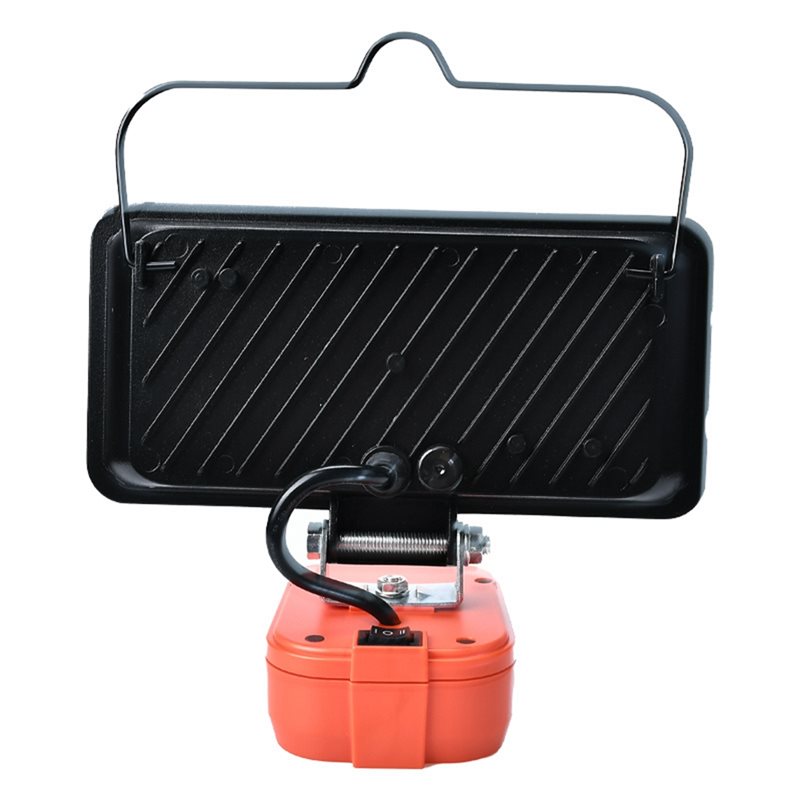 مصباح A11E-Led لبطارية BLACK+D - مراجعة Black+Decker Tool 20V Max وسعره